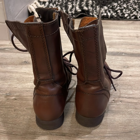 Steve Madden Brown Troopa Combat Boot, Women’s size 7 - Picture 3 of 5
